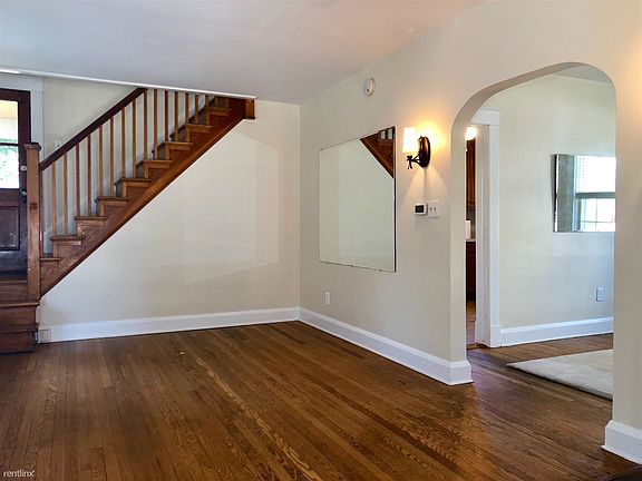 0A0E5D39-E875-4E5C-A1C8-813563660E6C