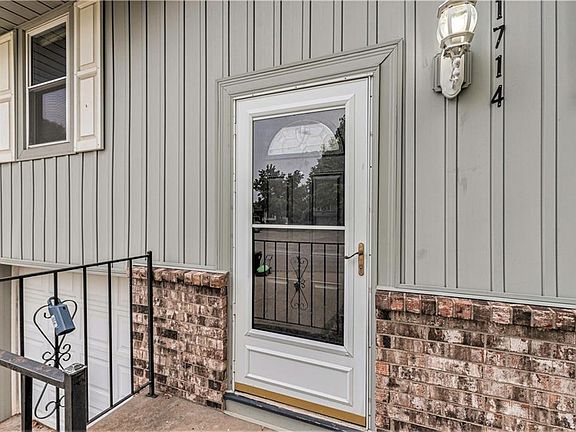 4th image of 1714 N Belvidere Ave
