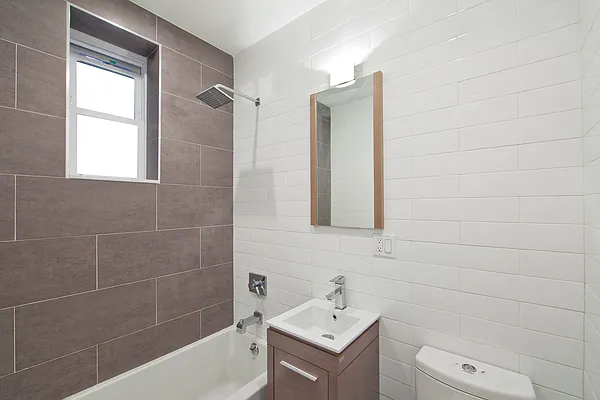 Rented by R New York | media 6