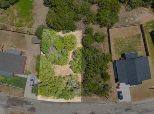2513 Creekview Dr, Granbury, TX 76048