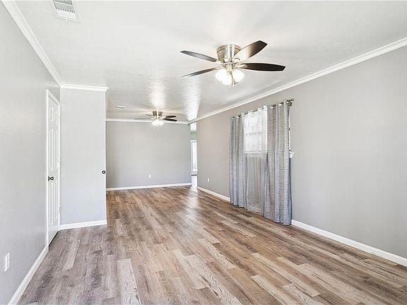 2nd image of 3212 Illinois Ave