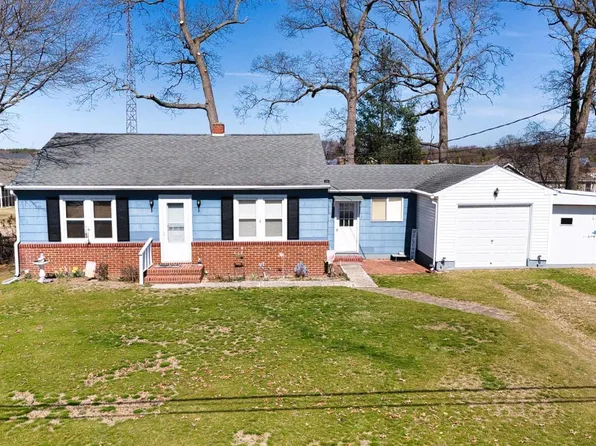 9067 Easter Ln, Seaford, DE 19973