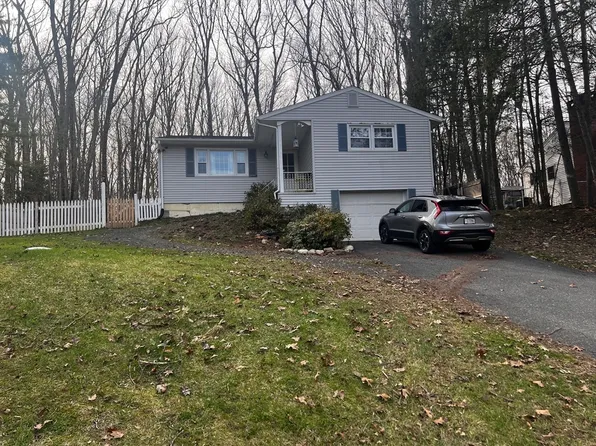 635 Florence Rd, Northampton, MA 01062