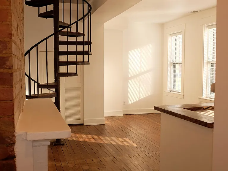 848 York St #1 — Photo 5