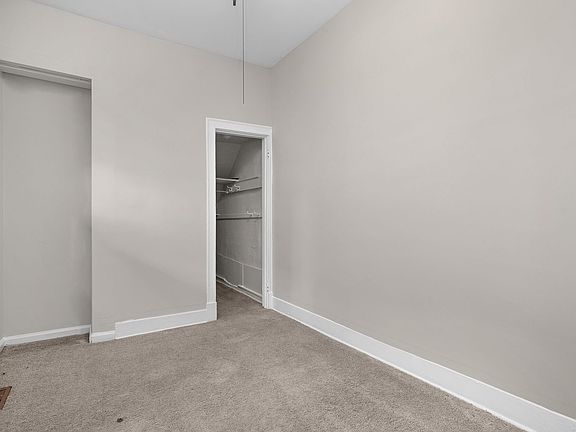 5th image of 3503 Oakmont Ave