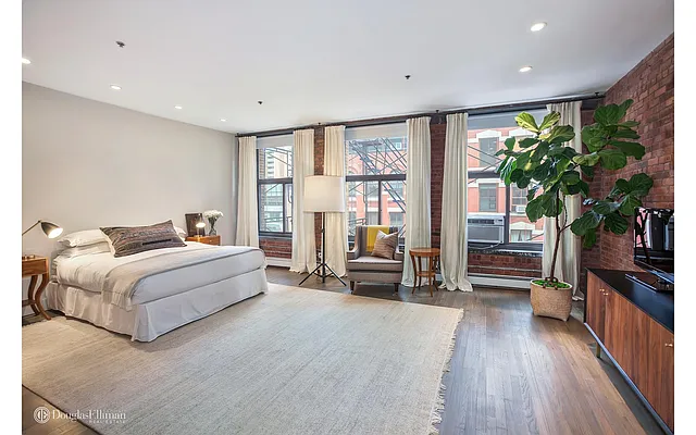 Rented by Douglas Elliman | media 5