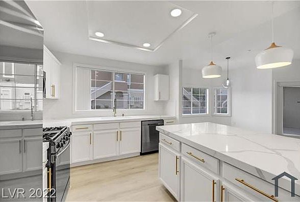 1st image of 830 Carnegie St APT 1612