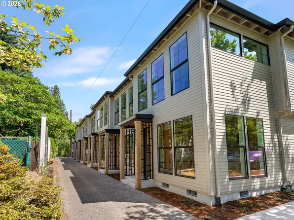 6011 NE 30th Ave #4, Portland, OR 97211