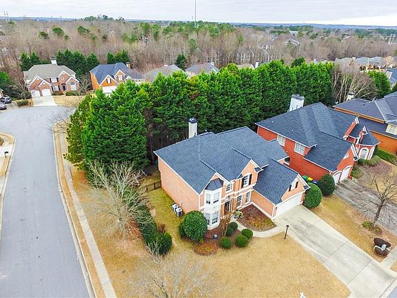 3rd image of 3360 Highcroft Cir
