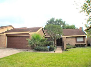 7619 Secretariat Ln, Houston, TX 77071