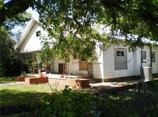 832 Peyton St, Baird, TX 79504