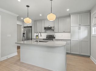 958 Myrtle Ct, Mount Pleasant, SC 29464