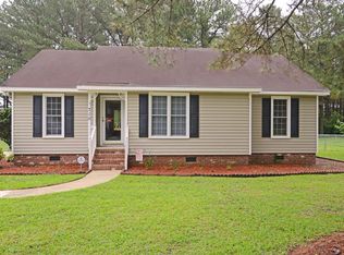 710 Fox Chase Ln, Winterville, NC 28590