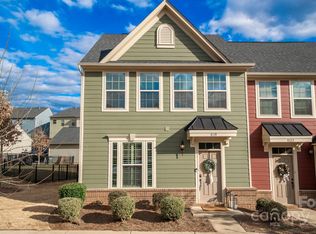 4119 Audubon Park Dr, Charlotte, NC 28217