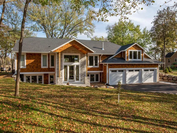 5517 Dickson Rd, Minnetonka, MN 55345