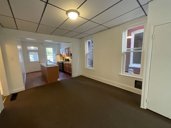 235 W Jackson St