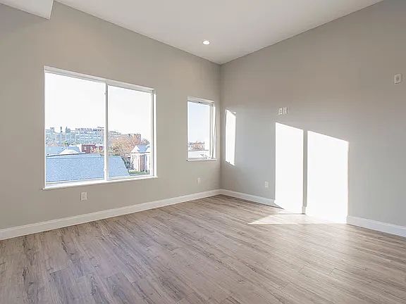 4th image of 1805 N 6th St Floor 3