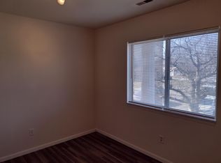51310 Johns Dr #12, New Baltimore, MI 48047