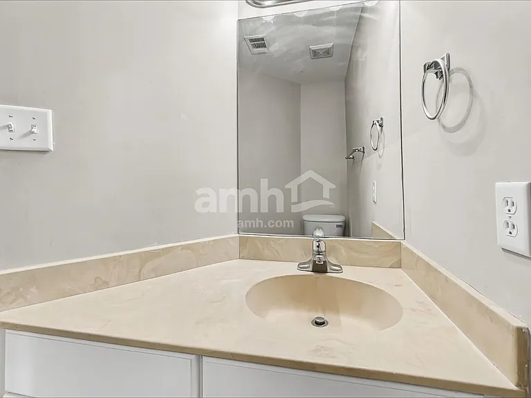 26 Heritage Way — Photo 10
