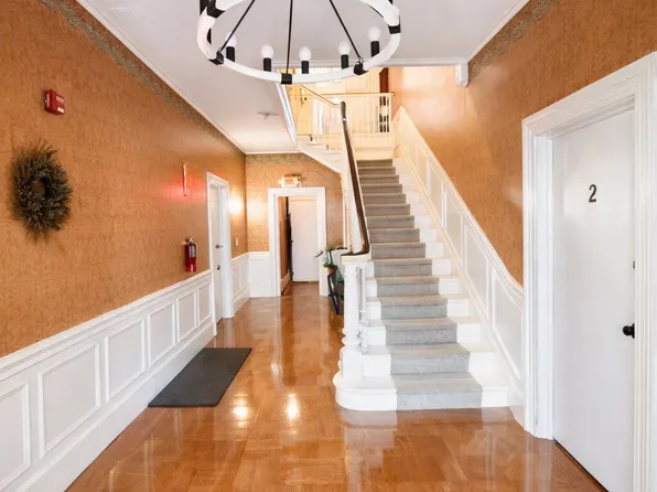 123 Cottage St Floor 2, Pawtucket, RI 02860