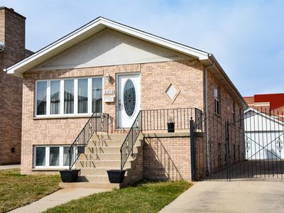 6508 W Byron St, Chicago, IL, 60634