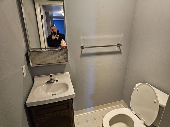 301 20th Ave S APT 1