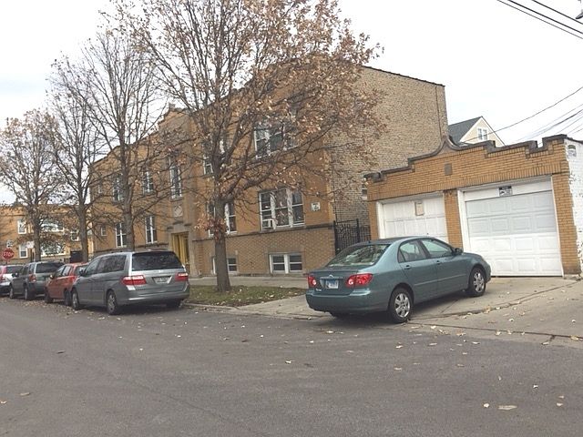 2nd image of 3321 N Leclaire Ave