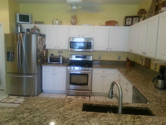 3rd image of 4623 Whispering Oaks Dr