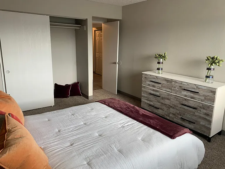 ViewHouse Apartments — Photo 12