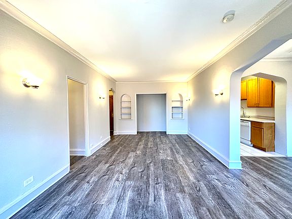 3rd image of 1033 W Loyola Ave APT 406