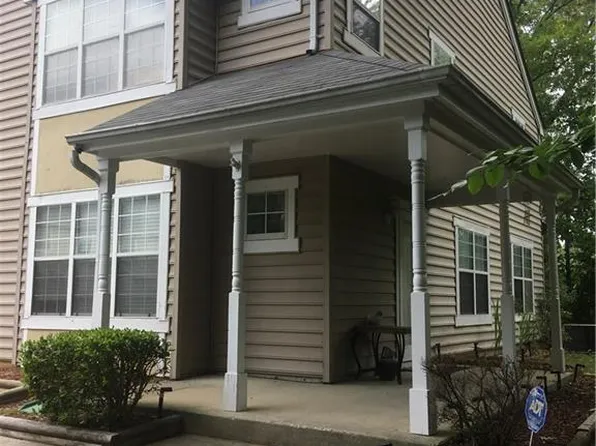 378 Rivers Ridge Cir, Newport News, VA 23608