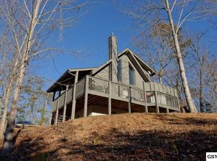 3521 Sugar Maple Loop Rd, Sevierville, TN 37862