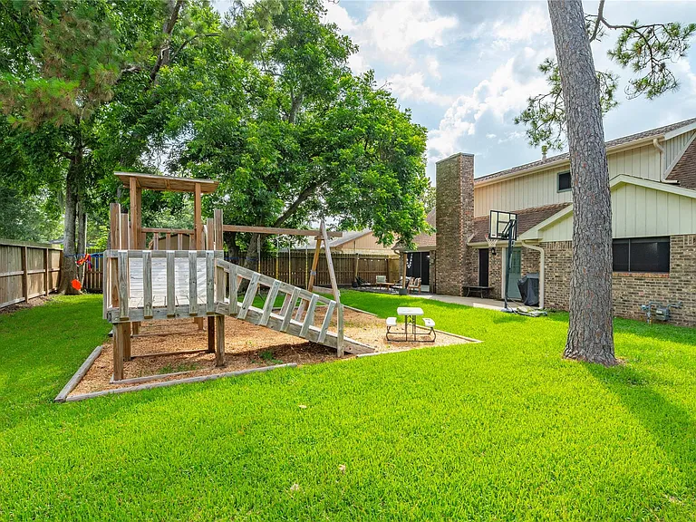 5110 Tashkent Dr — Photo 33