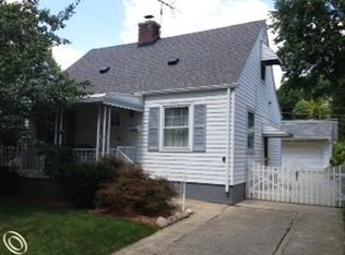 34258 Winslow St, Wayne, MI 48184