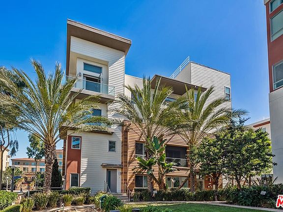 2nd image of 12655 Sandhill Ln #3