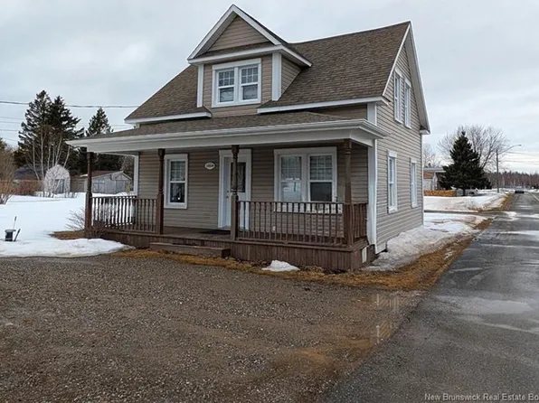 1008 Saint Joseph Blvd, Saint Laolin, NB E8N 2S6