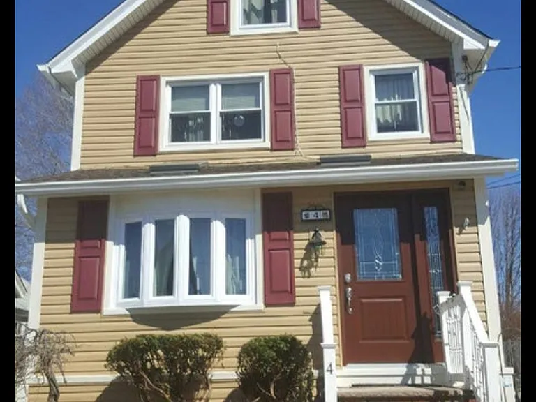 4 Wallace St — Photo 10