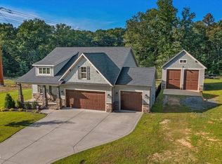 178 Greenwich Dr, Sanford, NC 27330