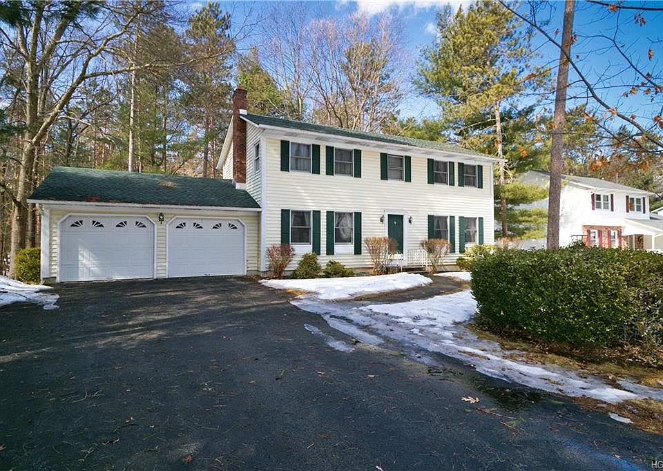 1st image of 120 Wineberry Ln