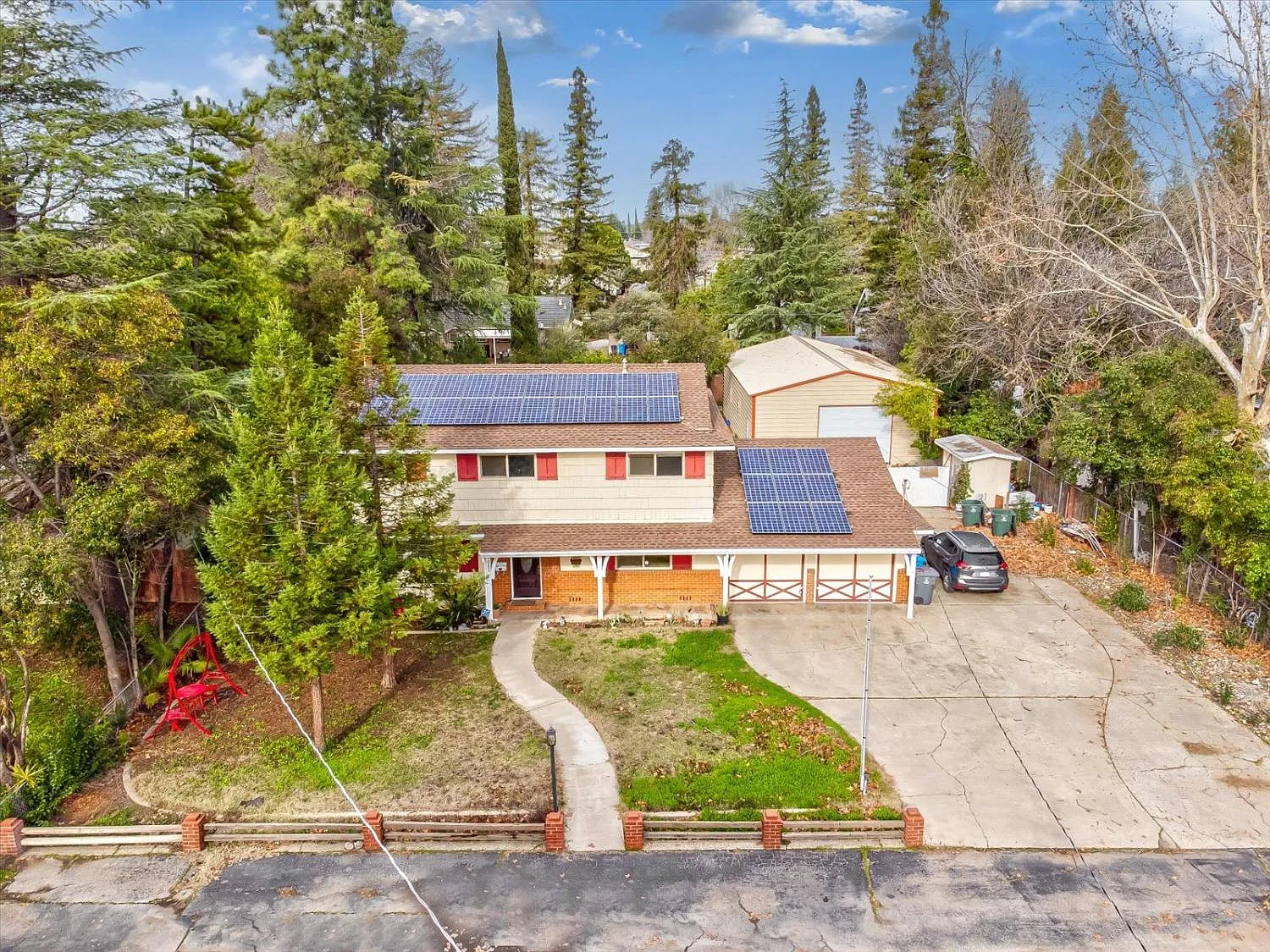 1085 Marcia Ave photo 1