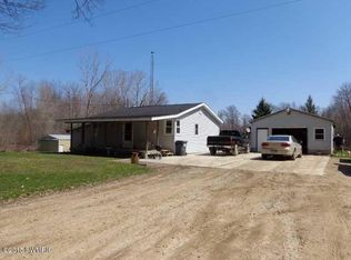 14401 Boyle Lake Rd, Buchanan, MI 49107