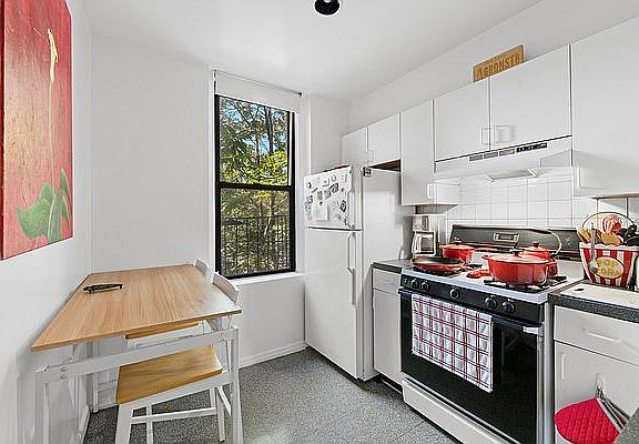 4th image of 103 Avenue A #3DF