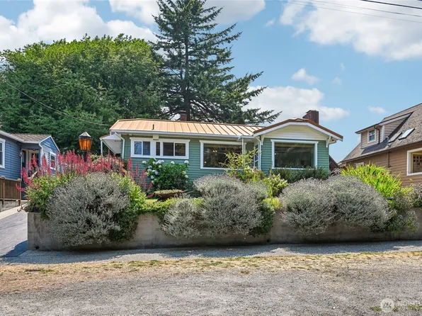 5017 SW Grayson Street, Seattle, WA 98116