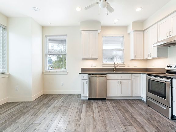 2nd image of 8015 N Oswego Ave #7