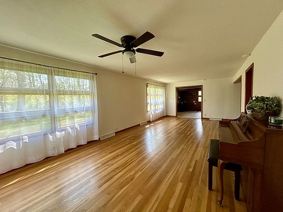 3rd image of 3614 S Illinois Ave