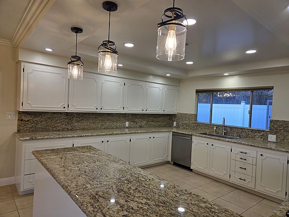 Large Kitchen
