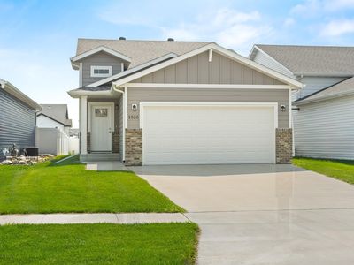 1520 67th Ave S, Fargo, ND, 58104