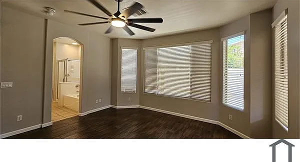 10886 W Locust Ln — Photo 25