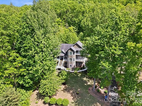 4th image of 1307 Golf Course Rd