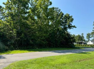 902 Radford Ln, Huger, SC 29450